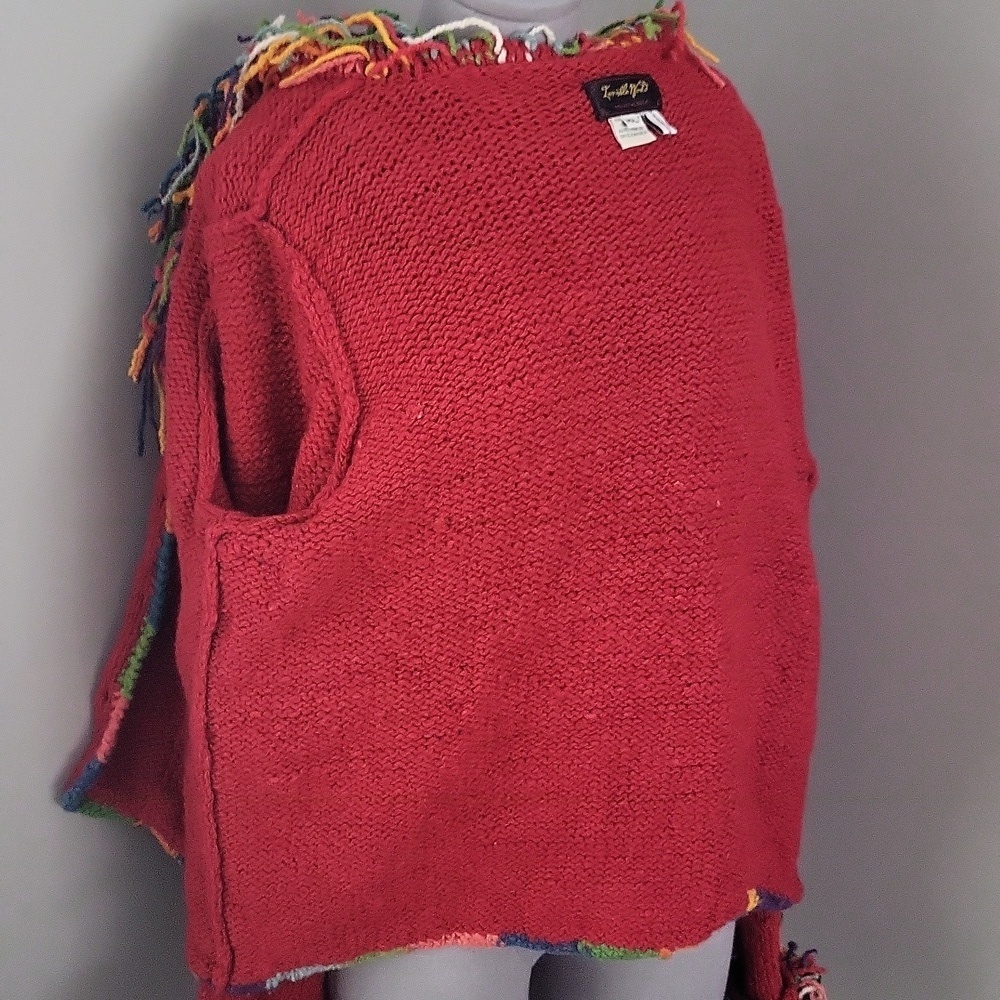 Invisible World 100% Wool Hand Knit Cardigan - Made in Bolivia - Picture 14 of 15